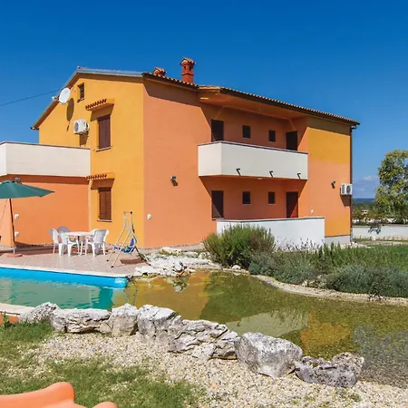 6 Bedroom Amazing In Bratulici * Hreljici